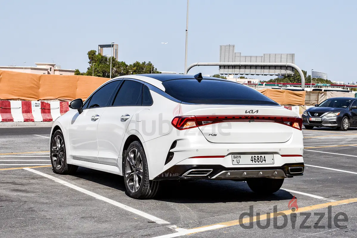 2022 Kia K5 for Rent in Al Jaddaf photo 3