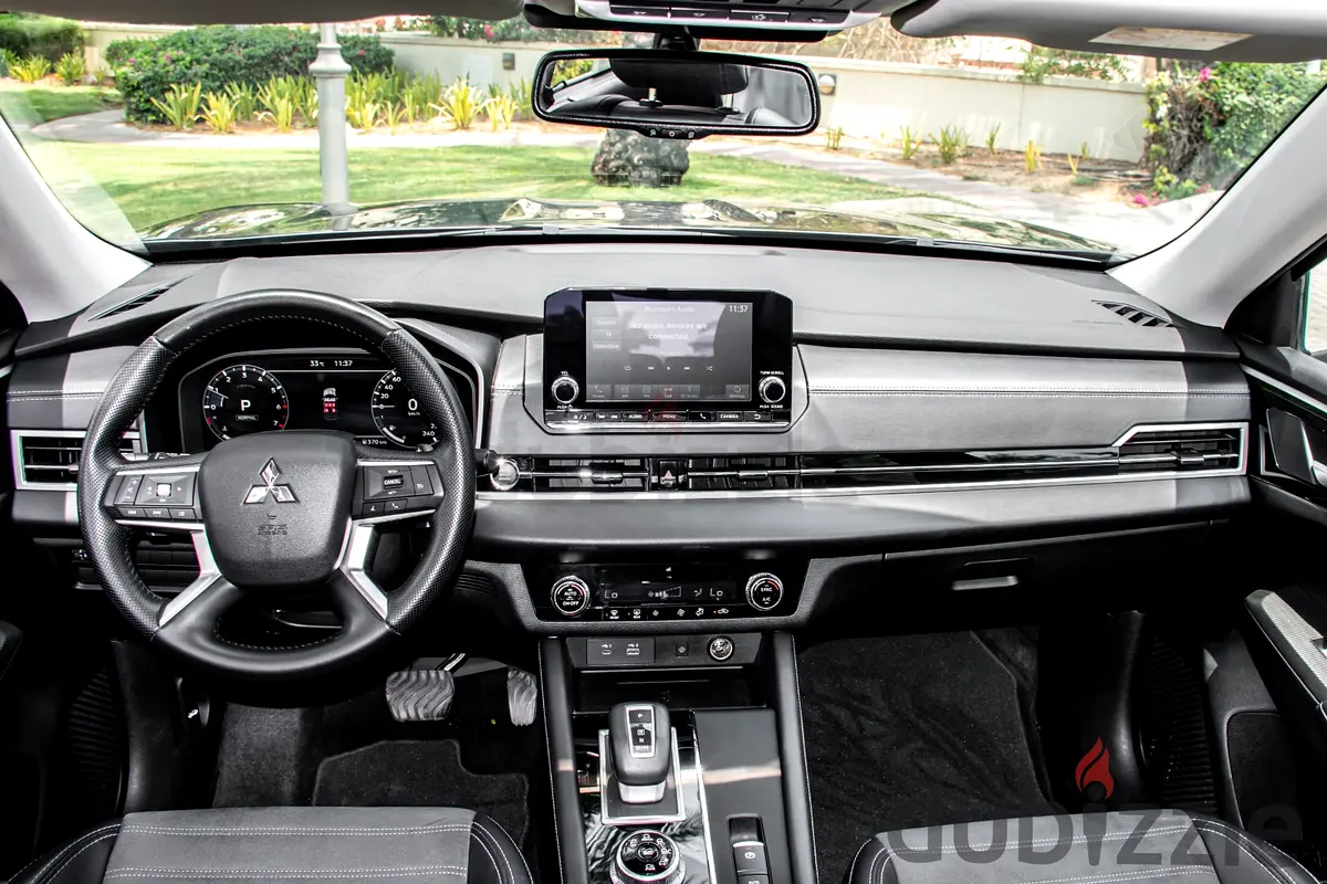 2025 Mitsubishi Outlander Sport for Rent in Al Garhoud photo 7