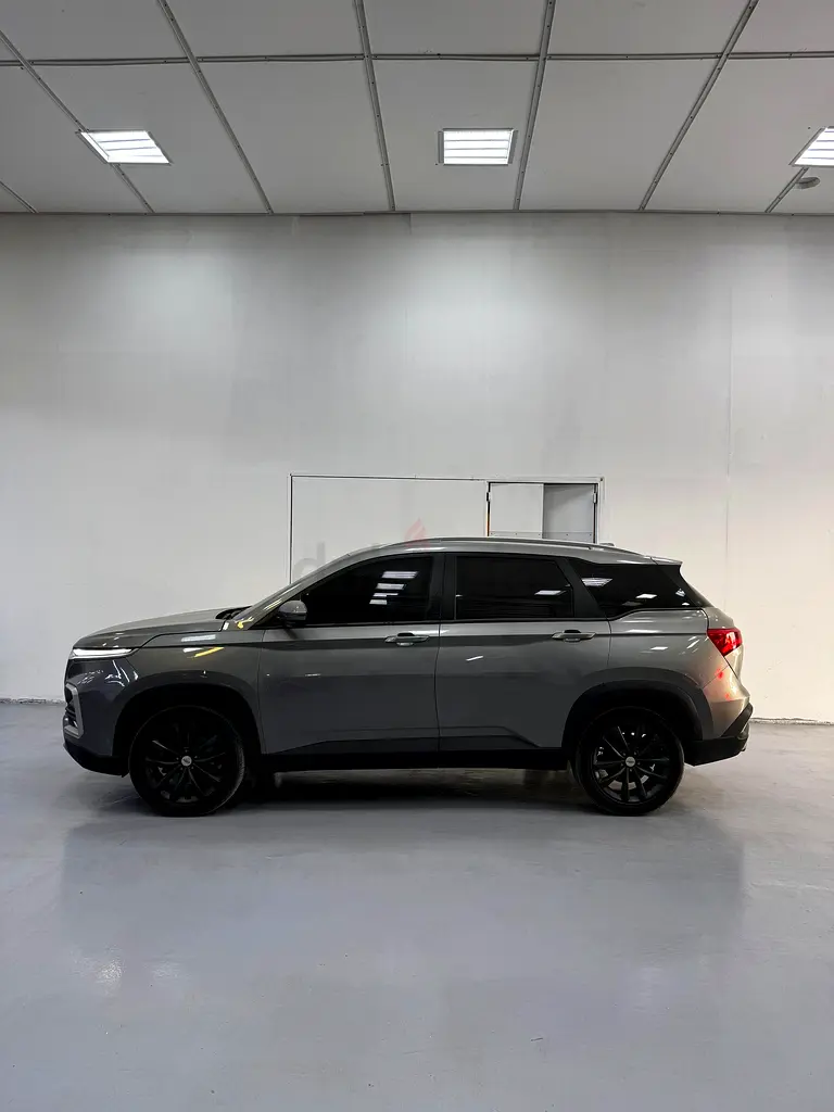 2023 Chevrolet Captiva for Rent in Al Quoz Industrial Area 4 photo 7