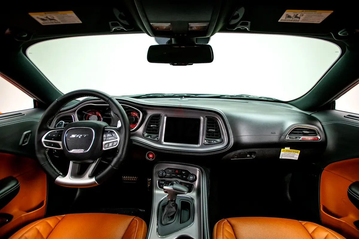 Dodge Challenger SRT Hellcat V8 photo 6