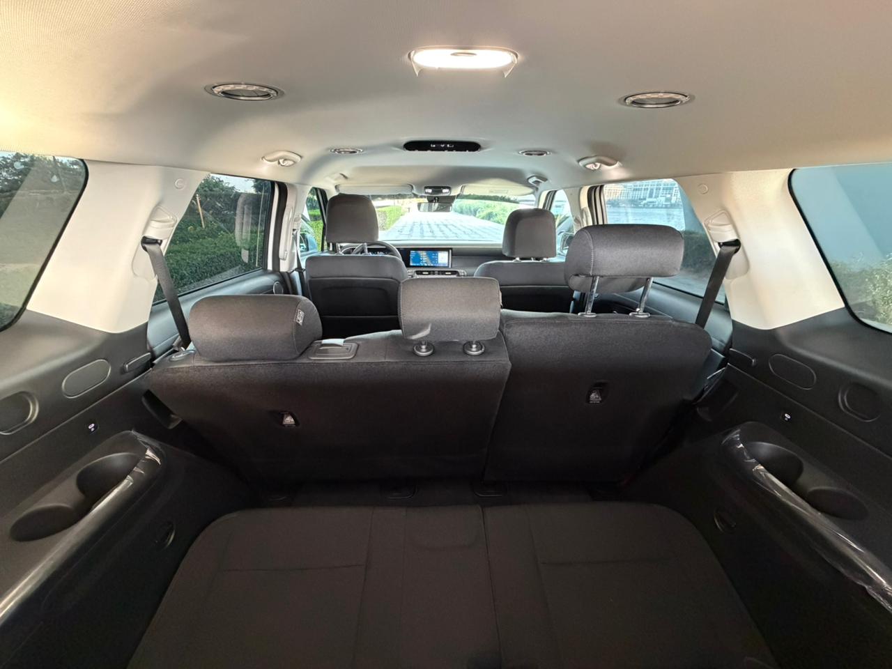 2026 Hyundai Palisade for Rent in Dubai photo 9
