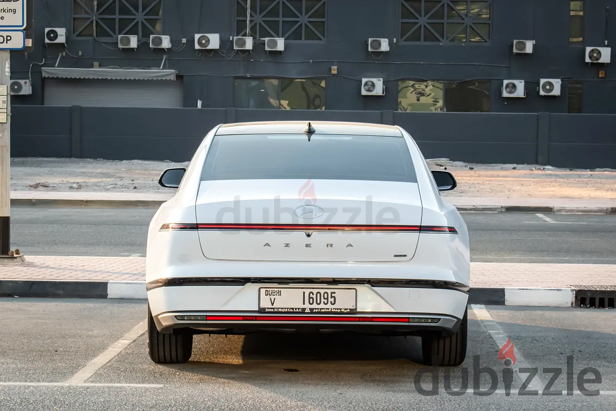 2024 Hyundai Azera Rental in Port Saeed photo 5