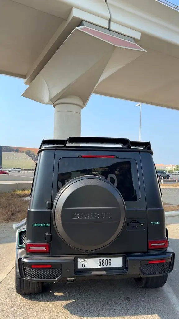2022 Mercedes-Benz G-Class Brabus for Rent in Downtown Dubai (Black) photo 7