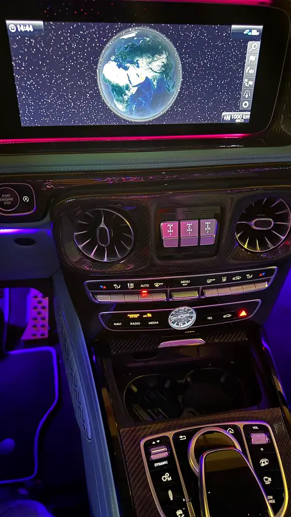 2022 Mercedes-Benz G-Class Brabus for Rent in Downtown Dubai (Black) photo 9