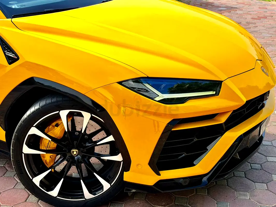 2023 Lamborghini Urus for Rent in Downtown Dubai photo 2