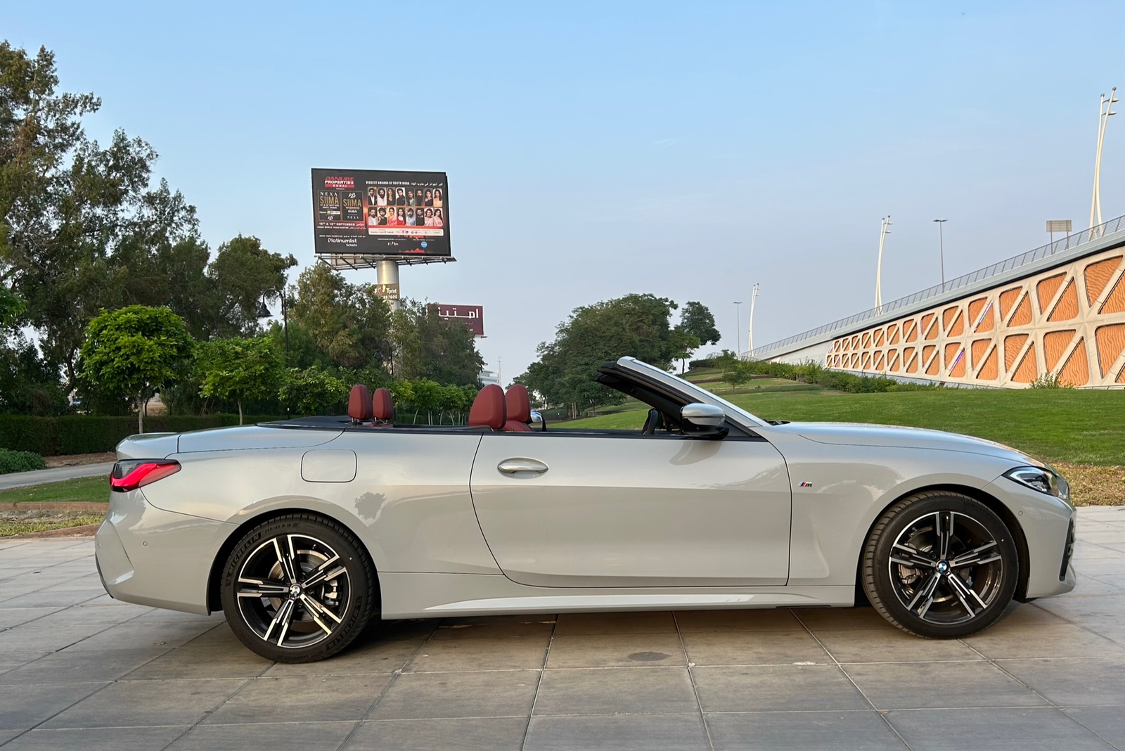 2024 BMW 4 Series Convertible for Rent in Dubai photo 4
