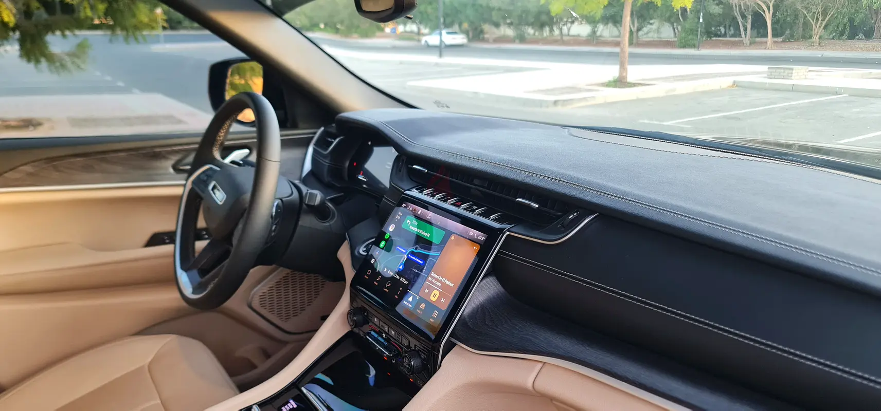 2023 Jeep Grand Cherokee L for Rent in Al Mamzar Front photo 6