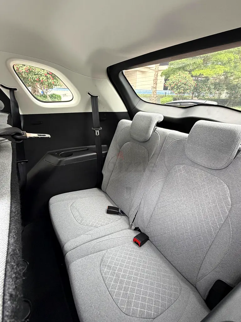 2026 Chevrolet Captiva for Rent in Al Barsha 1 photo 8
