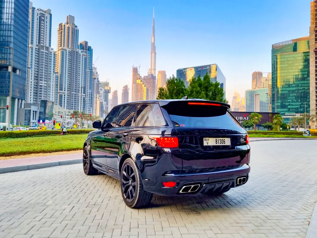 2020 Land Rover Range Rover Sport for Rent in Palm Jumeirah (Black, Automatic, 5 Seater, AL QWA) photo 2
