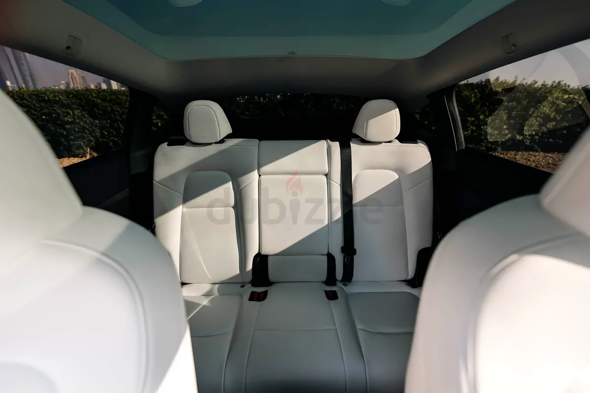 2023 Tesla Model Y for Rent in Barsha Heights (Tecom) photo 6