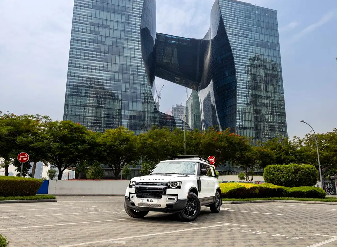 2024 Land Rover Defender for Rent in Al Muraqqabat photo 5