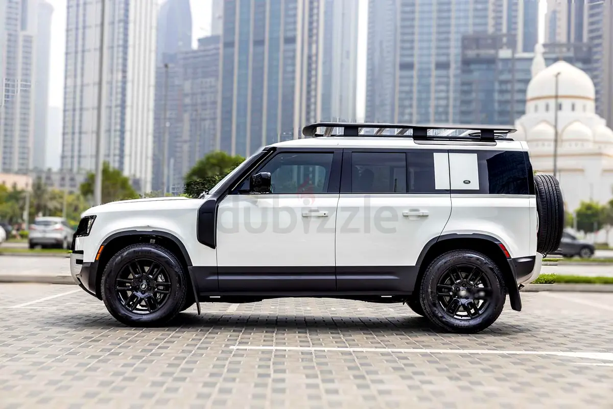 2024 Land Rover Defender for Rent in Al Muraqqabat photo 6