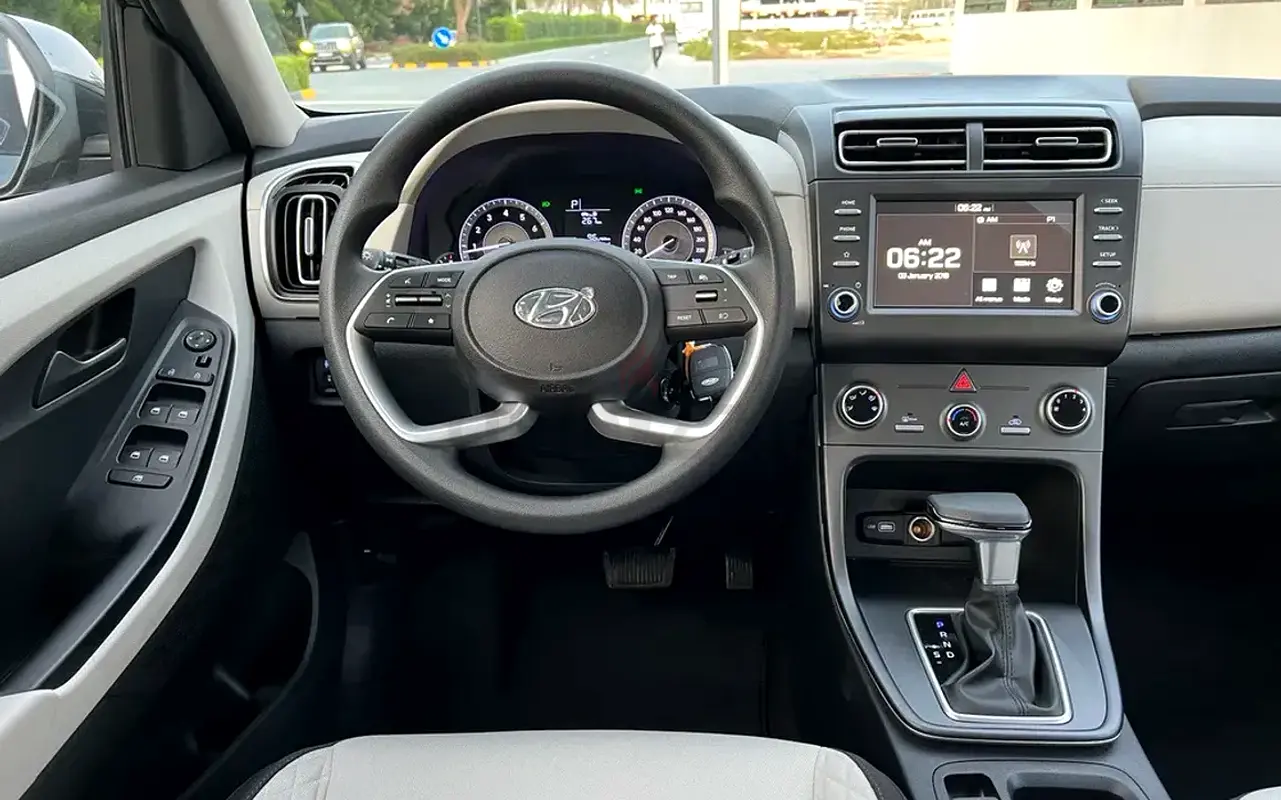 2023 Hyundai Creta for Rent in Dubai Sports City photo 5
