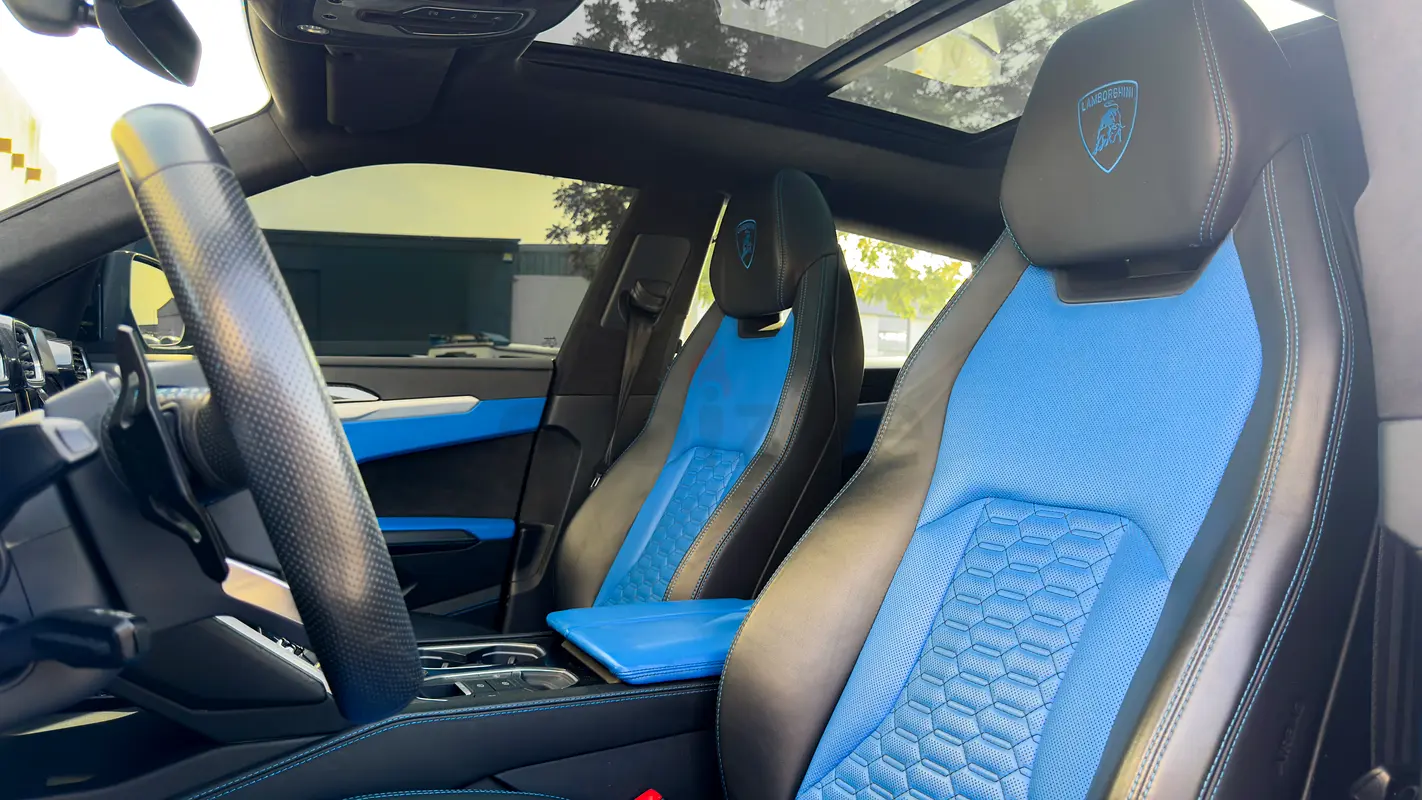 2024 Lamborghini Urus for Rent in Al Quoz Industrial Area 4 photo 9