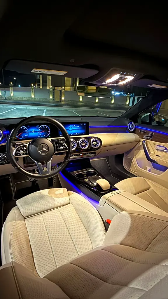 2021 Mercedes-Benz A200 for Rent in Al Safa 2 photo 4