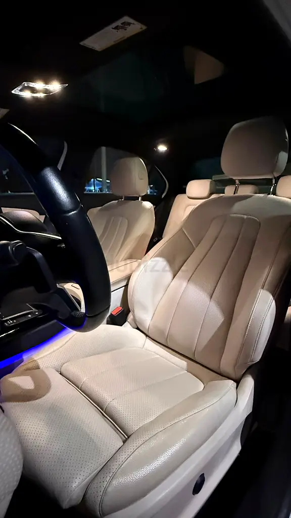 2021 Mercedes-Benz A200 for Rent in Al Safa 2 photo 8