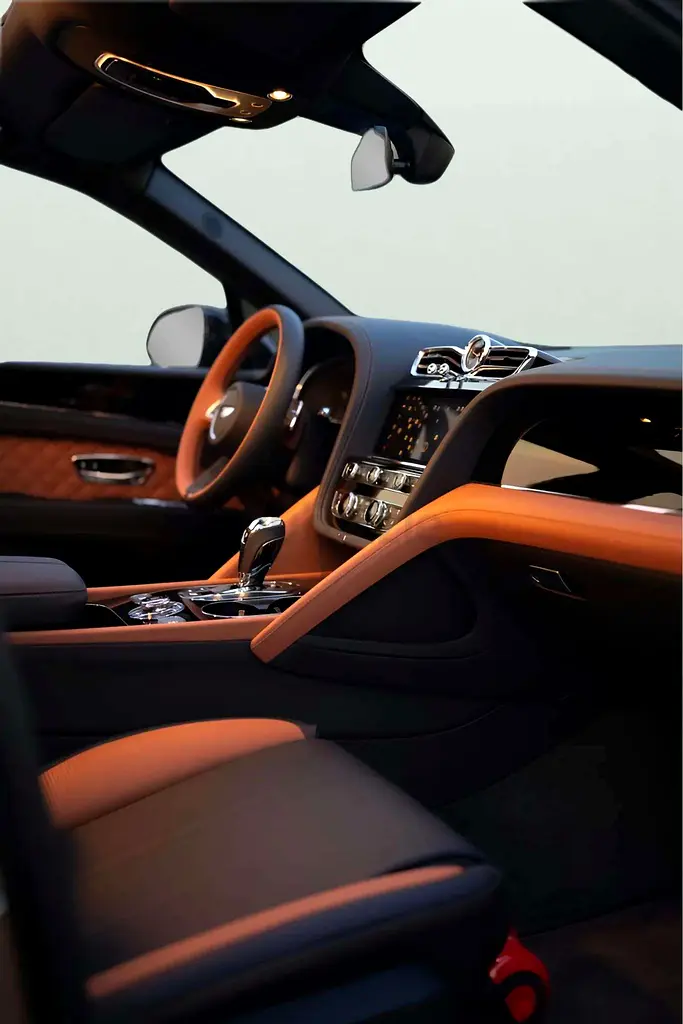 2022 Bentley Bentayga for Rent in Al Barsha 1 photo 7