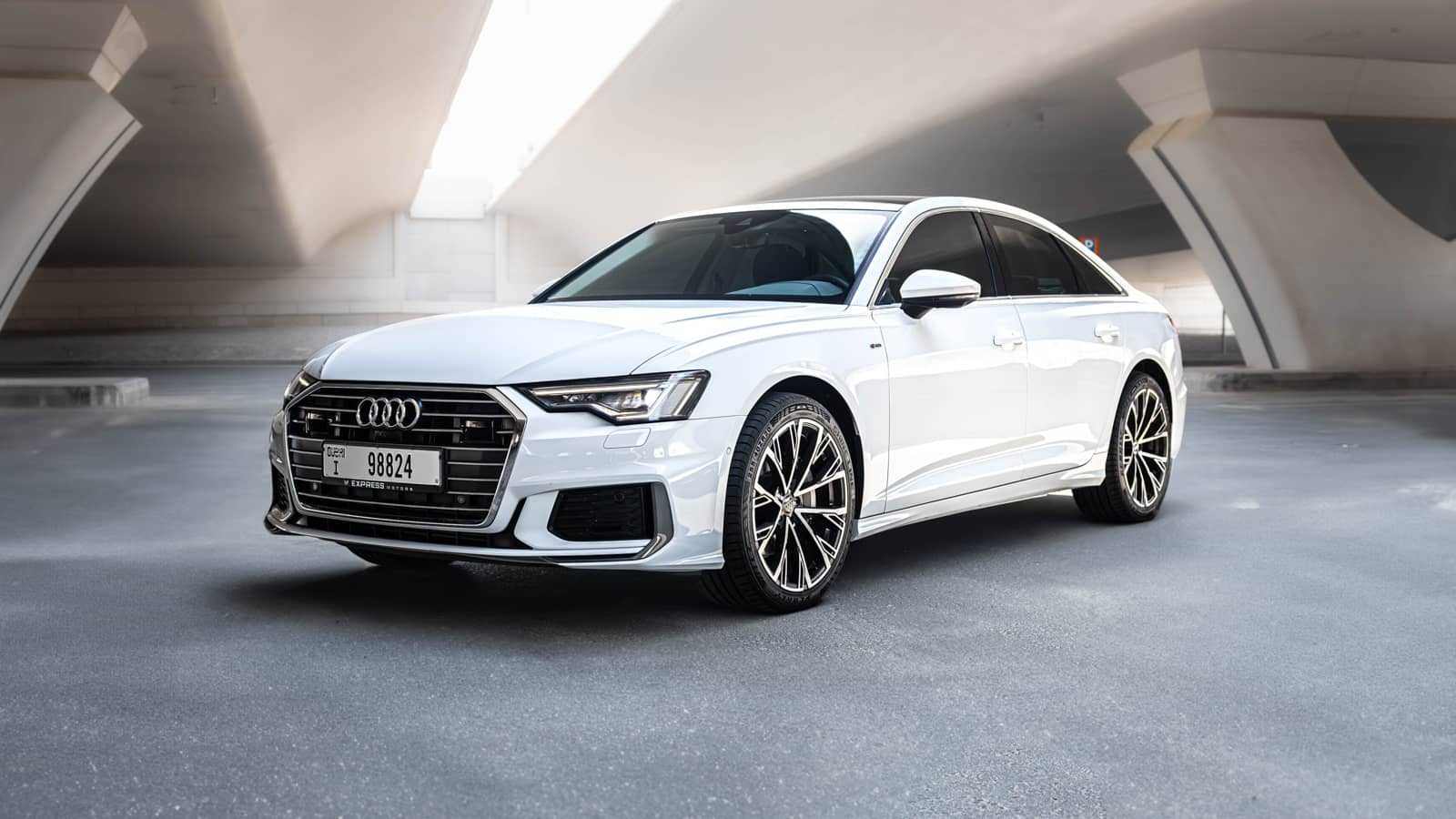 Rent Audi A6 in Dubai photo 2