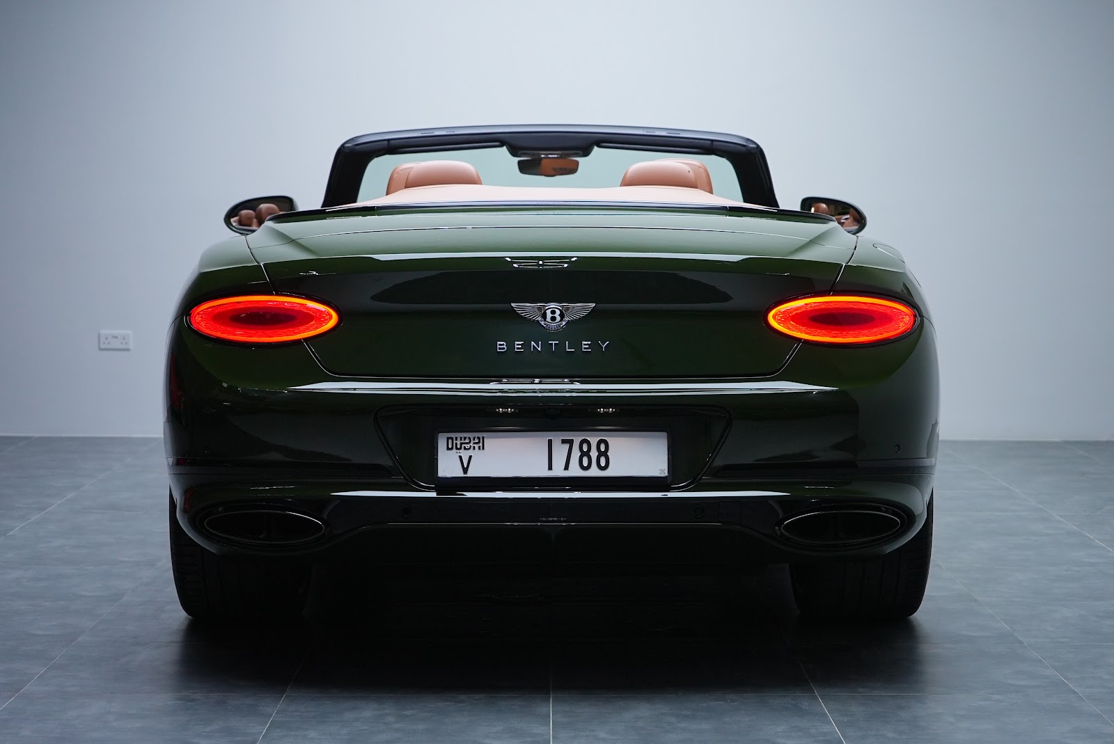 Rent Bentley GTC in Dubai photo 7