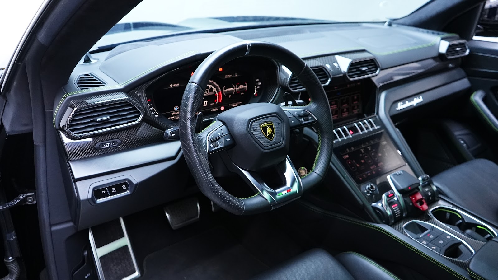 Rent Lamborghini Urus Mansory in Dubai (Black) photo 6