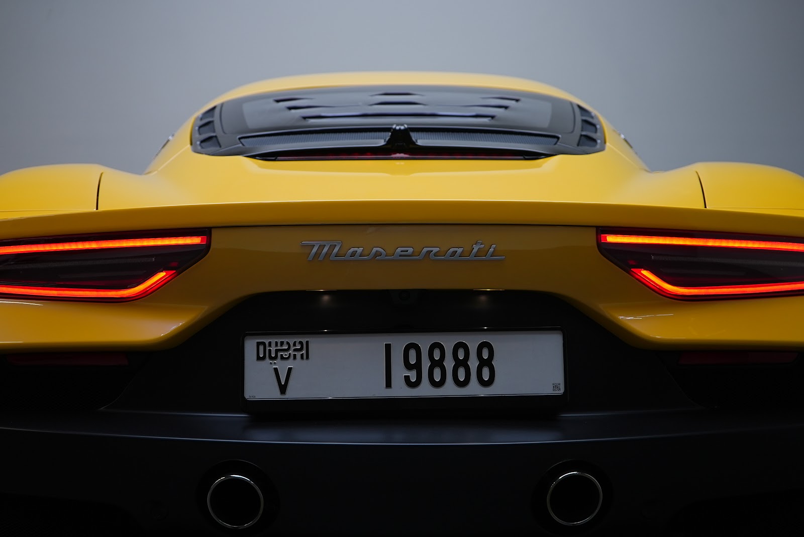 Rent Maserati MC20 in Dubai photo 6