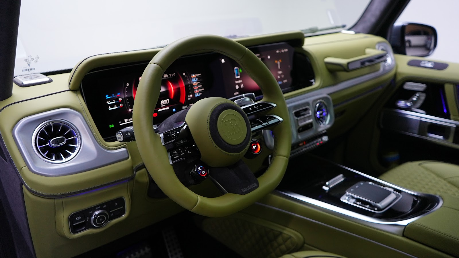 Rent 2025 Mercedes-Benz G63 in Dubai (Nardo Gray) photo 3