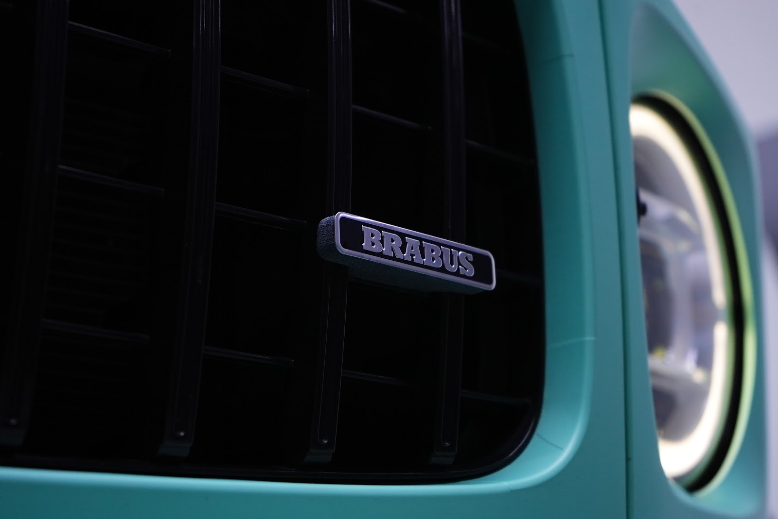 Rent Mercedes-Benz G550 4x4 Brabus in Dubai photo 2