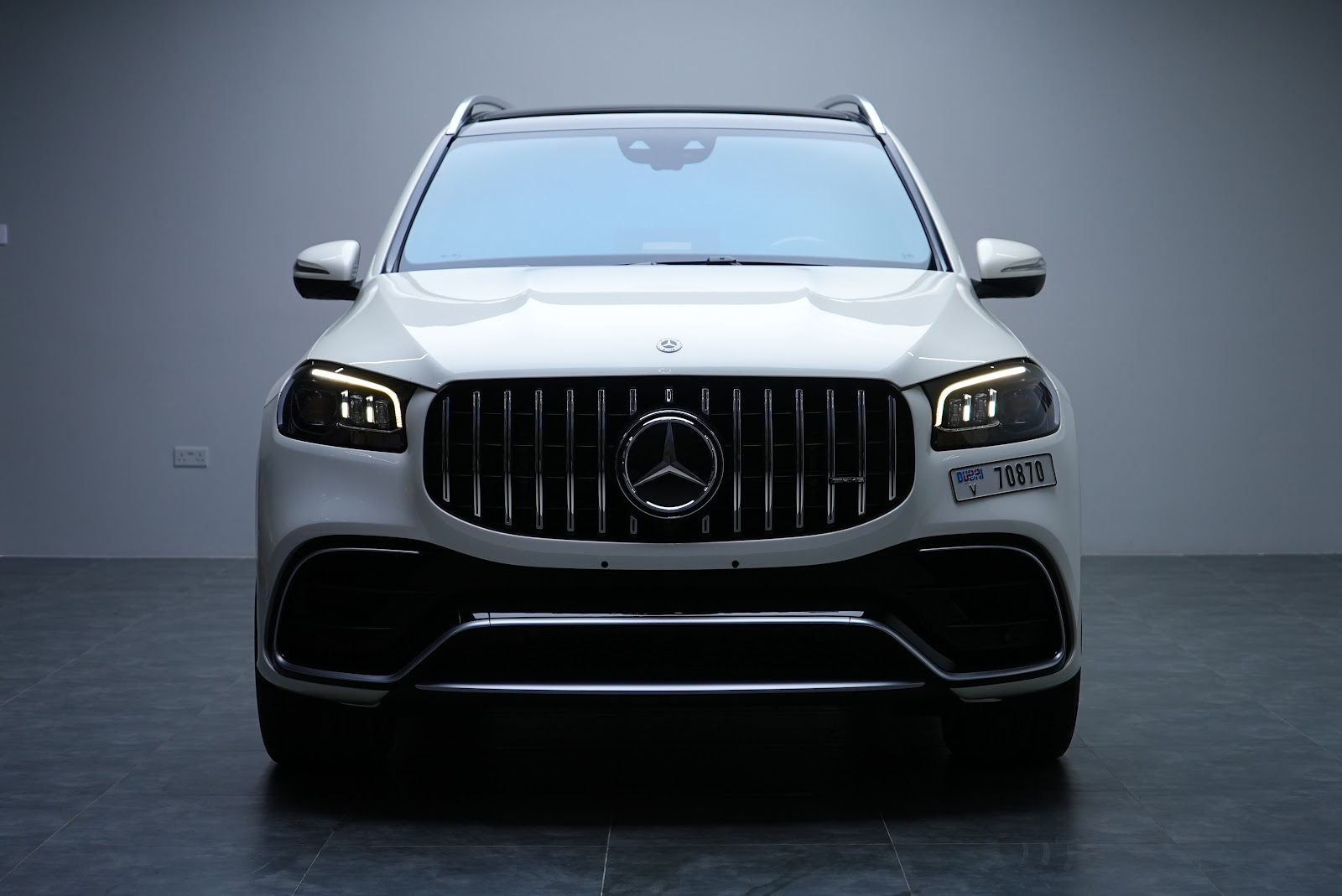 Rent Mercedes-Benz GLS 63 in Dubai rental in Dubai