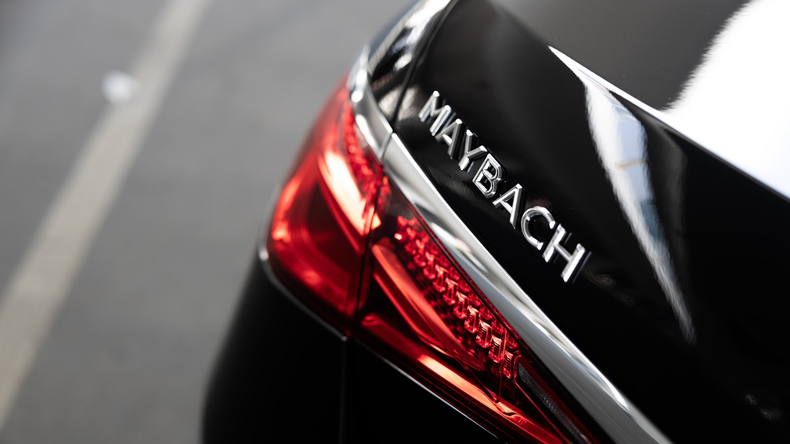Rent Mercedes-Maybach S580 in Dubai photo 22