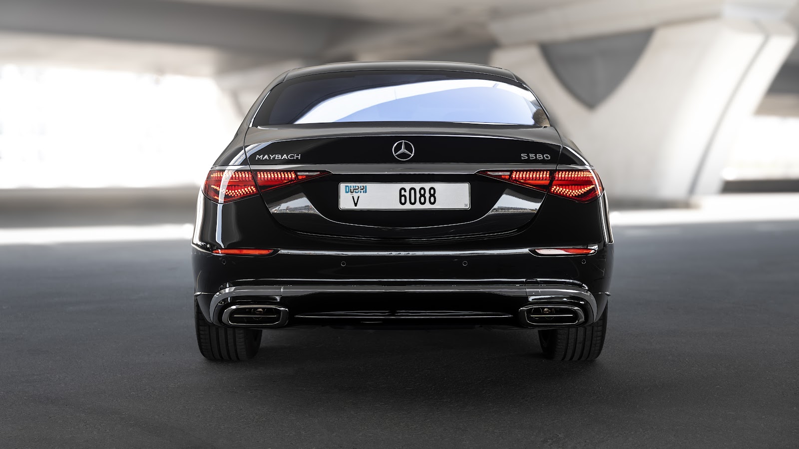 Rent Mercedes-Maybach S580 in Dubai photo 26