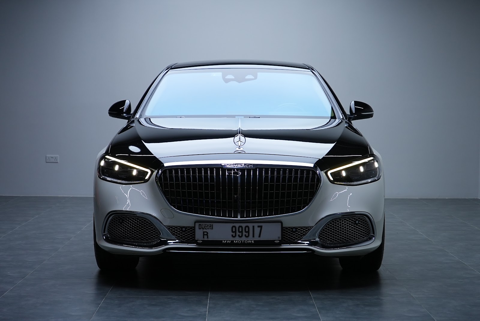 Rent Mercedes-Maybach S680 Long in Dubai rental in Dubai