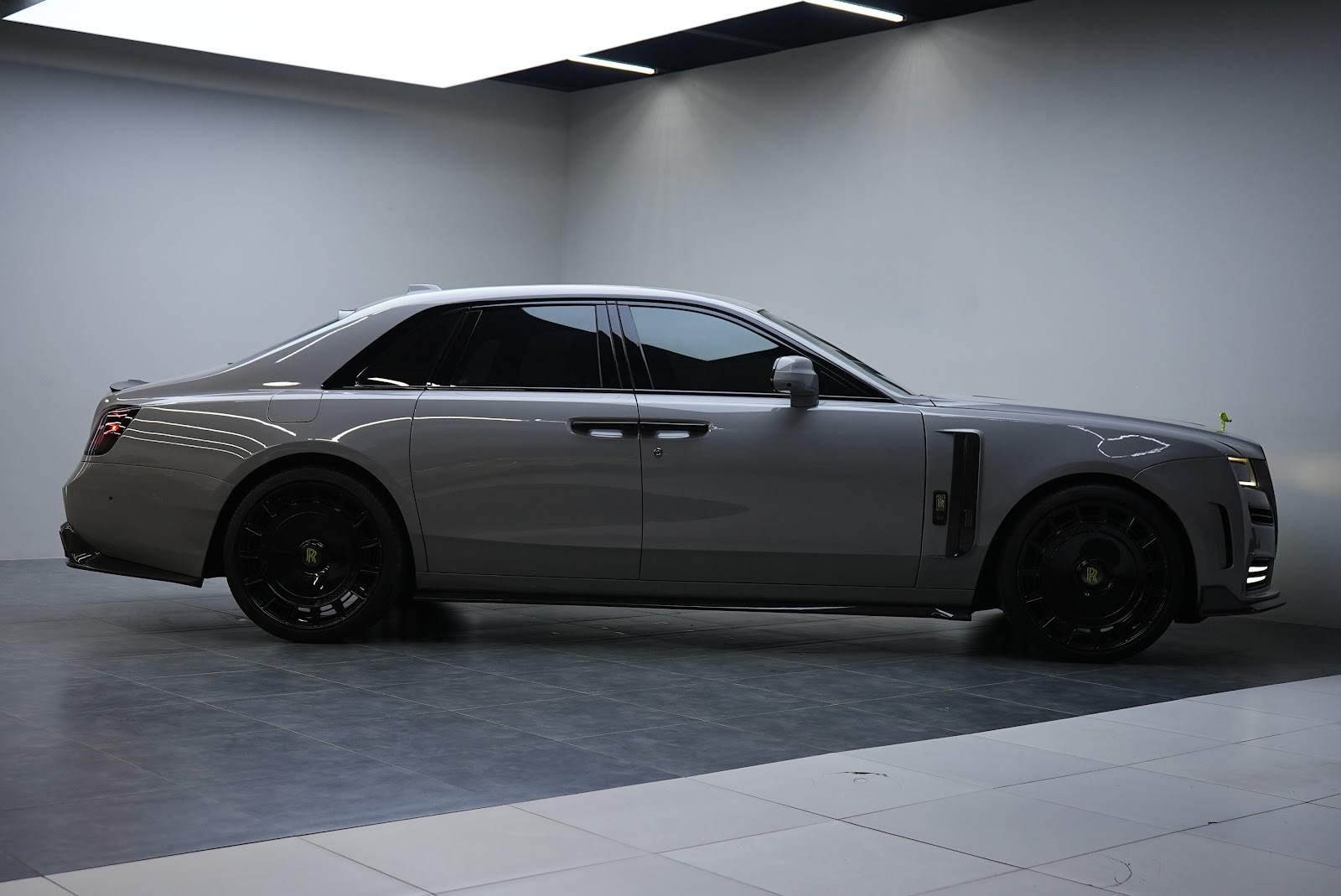 Rent Rolls-Royce Ghost Mansory in Dubai photo 16