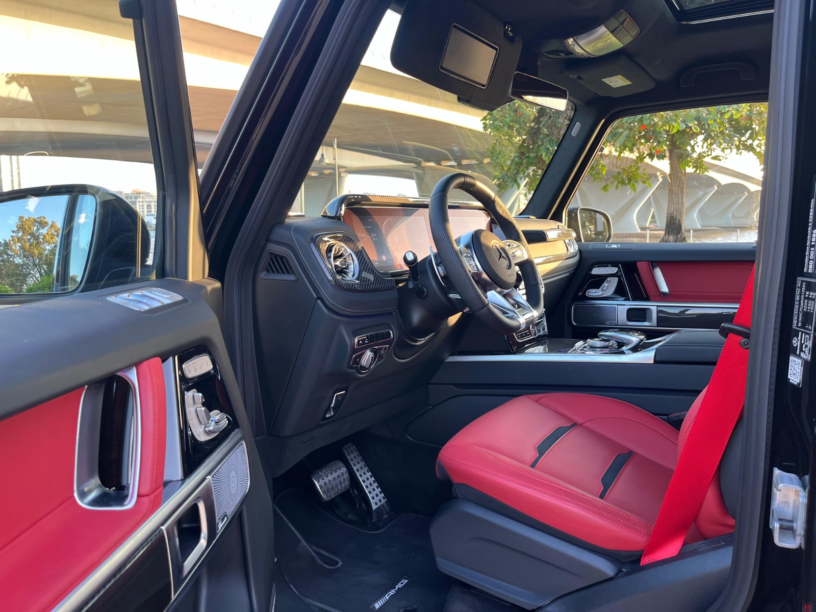 Rent Mercedes-Benz G63 AMG in Dubai photo 6