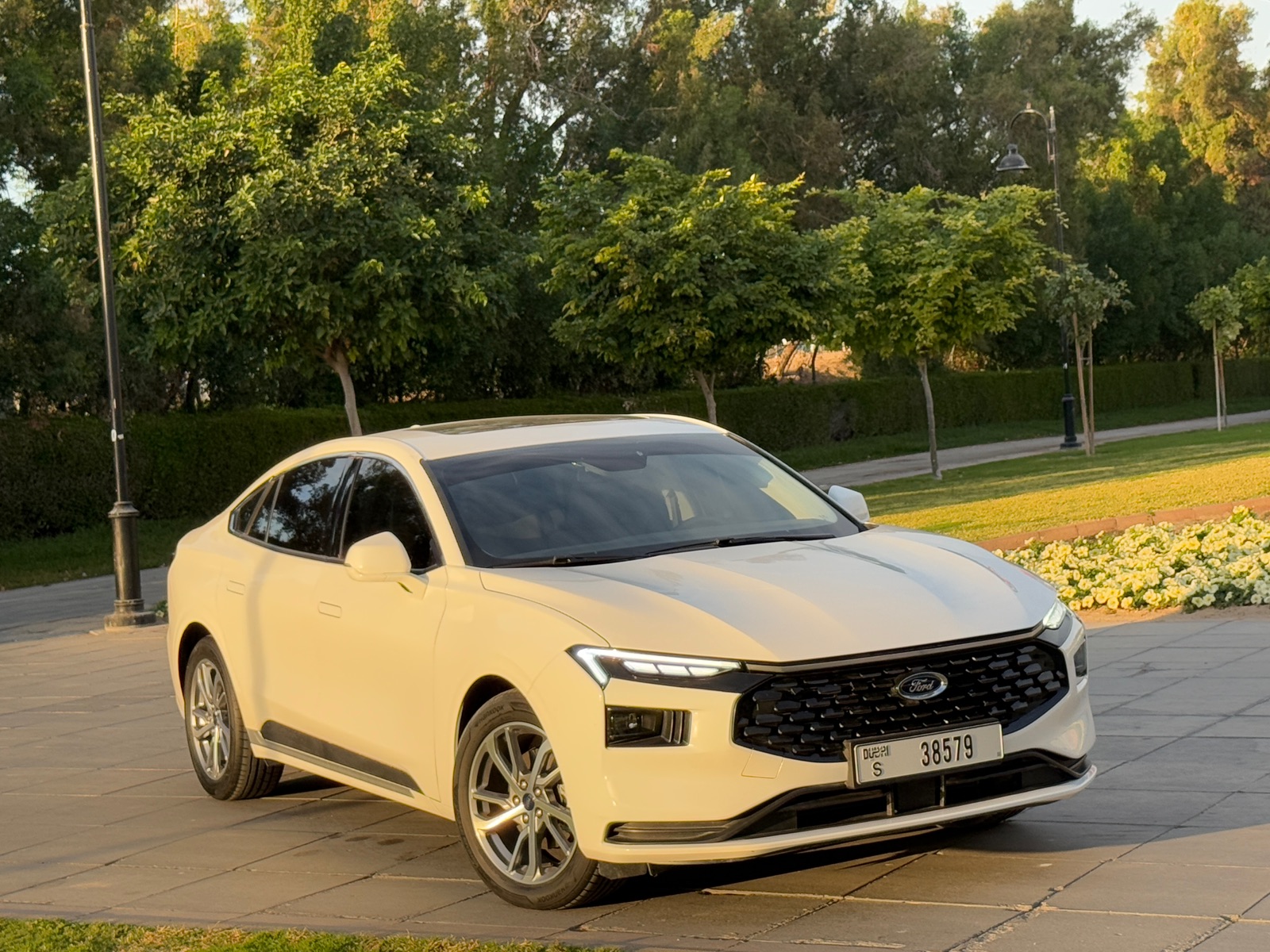 Ford Taurus Rental in Dubai rental in Dubai