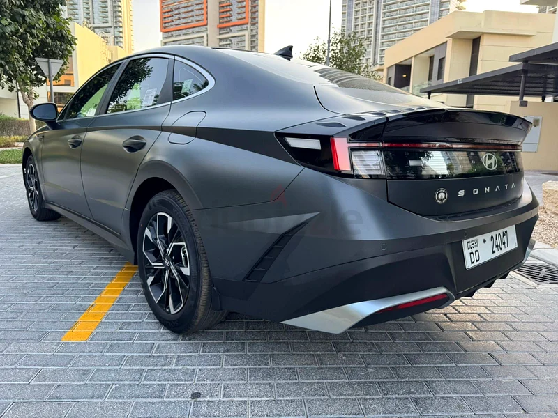2025 Hyundai Sonata for Rent in Al Quoz 4 (Black) photo 7