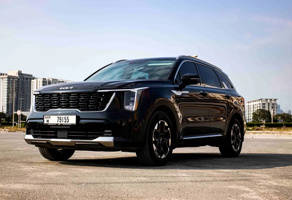 Hire 2024 Kia Sorento in Al Quoz 4 photo 2