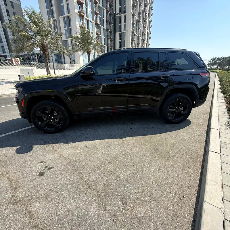 Rent a 2024 Jeep Grand Cherokee in Al Quoz 4 photo 2