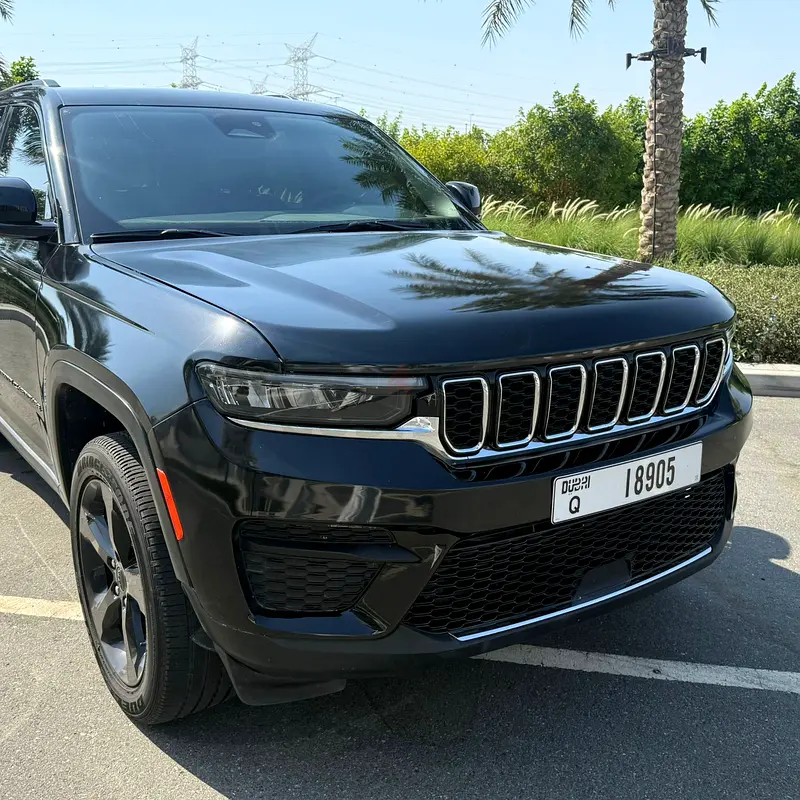 Rent a 2024 Jeep Grand Cherokee in Al Quoz 4 photo 6