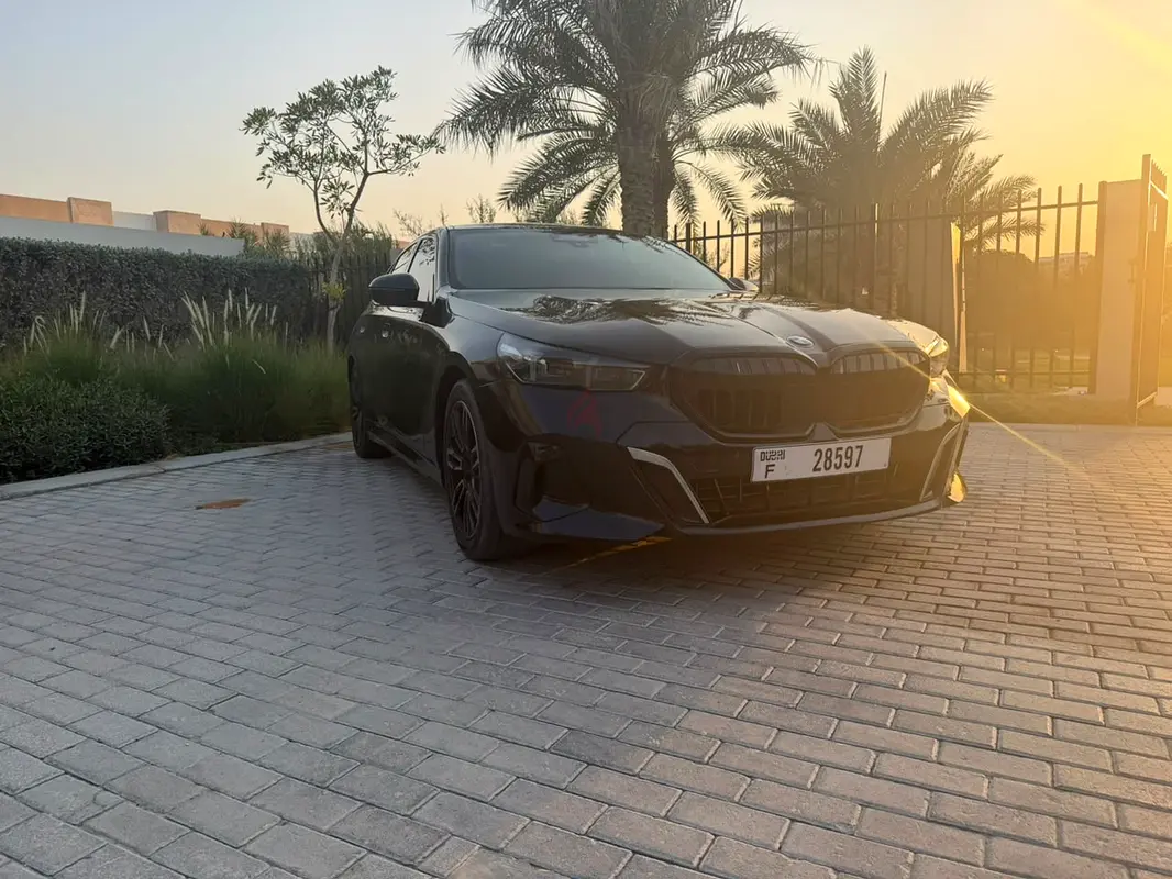 2025 BMW 5-Series for Rent in Al Quoz 4 (Black, Automatic, 5 Seater, Speedy Machine) photo 2