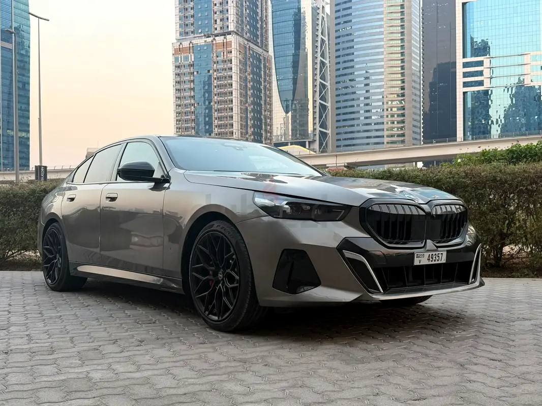 Rent 2026 BMW 5-Series in Al Quoz 4 photo 4