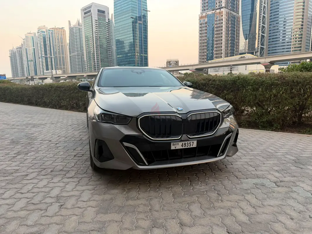 Rent 2026 BMW 5-Series in Al Quoz 4 photo 7