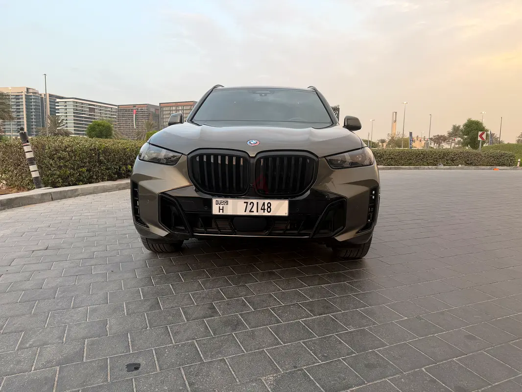 Rent a 2026 BMW X5 in Al Quoz 4 photo 4