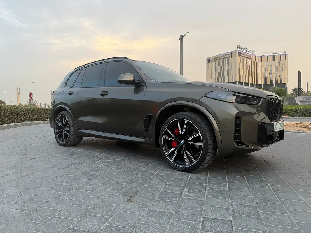 Rent a 2026 BMW X5 in Al Quoz 4 photo 5