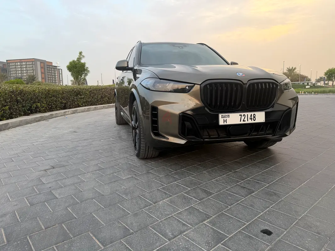 Rent a 2026 BMW X5 in Al Quoz 4 photo 8