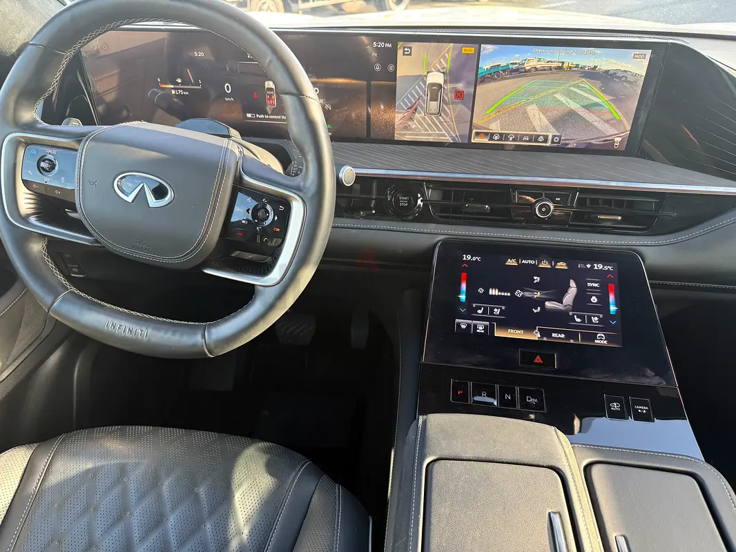 Rent a 2025 Infiniti QX80 in Al Quoz 4 photo 4