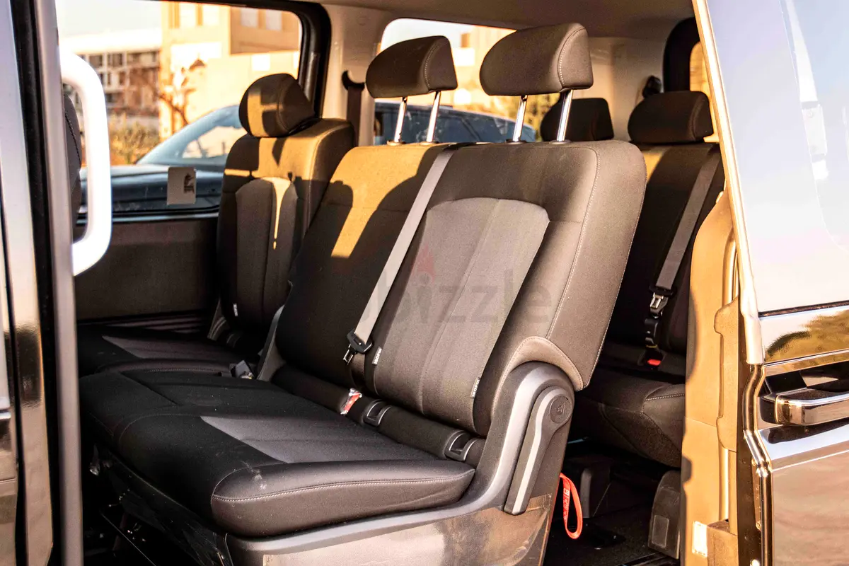 2025 Hyundai Staria Rental in Al Quoz 4 photo 9