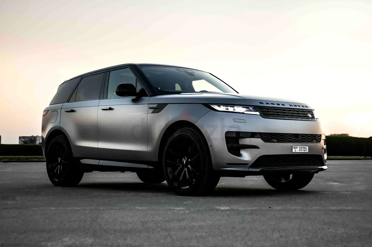 2023 Land Rover Range Rover Sport Rental in Al Quoz 4 rental in Al Quoz 4, Dubai