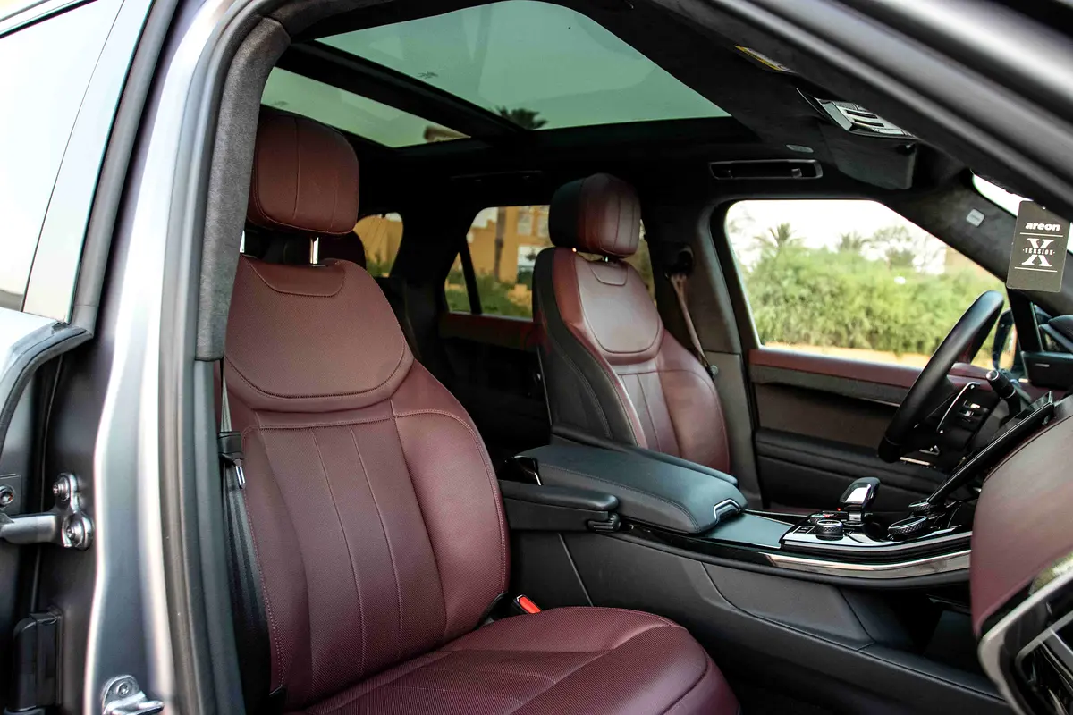 2023 Land Rover Range Rover Sport Rental in Al Quoz 4 photo 9