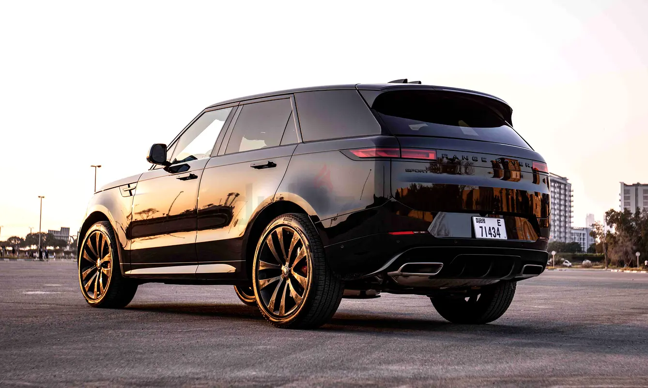 2024 Land Rover Range Rover Sport for Rent in Al Quoz 4 photo 2