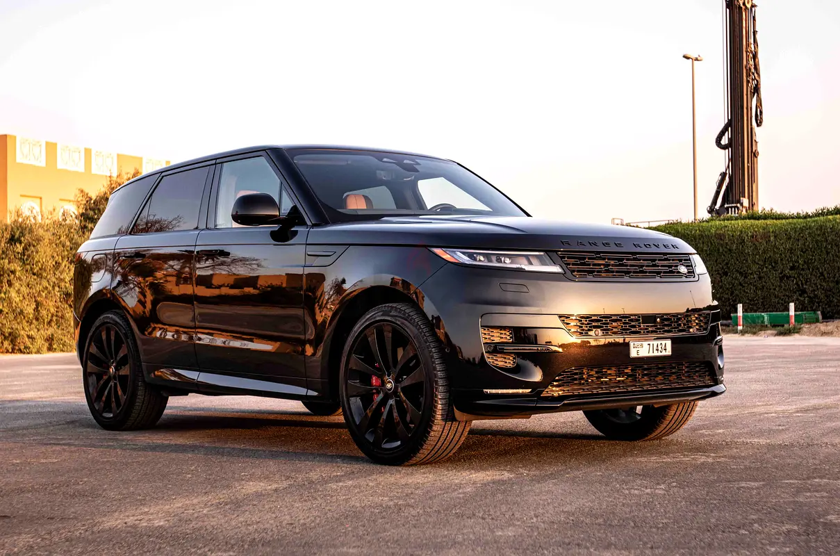 2024 Land Rover Range Rover Sport for Rent in Al Quoz 4 photo 5